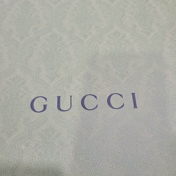 Brand new Gucci slides - Picture 3 of 6